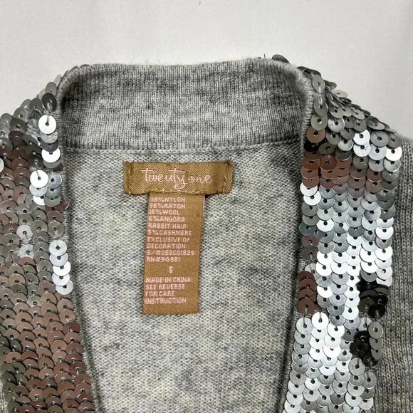 Y2K Forever 21 Sequin Shawl - Picture 4 of 7